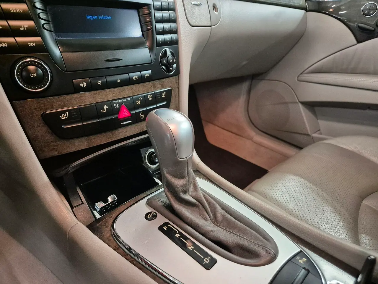 Billede 11 - Mercedes-Benz E320 3,2 224HK Aut.