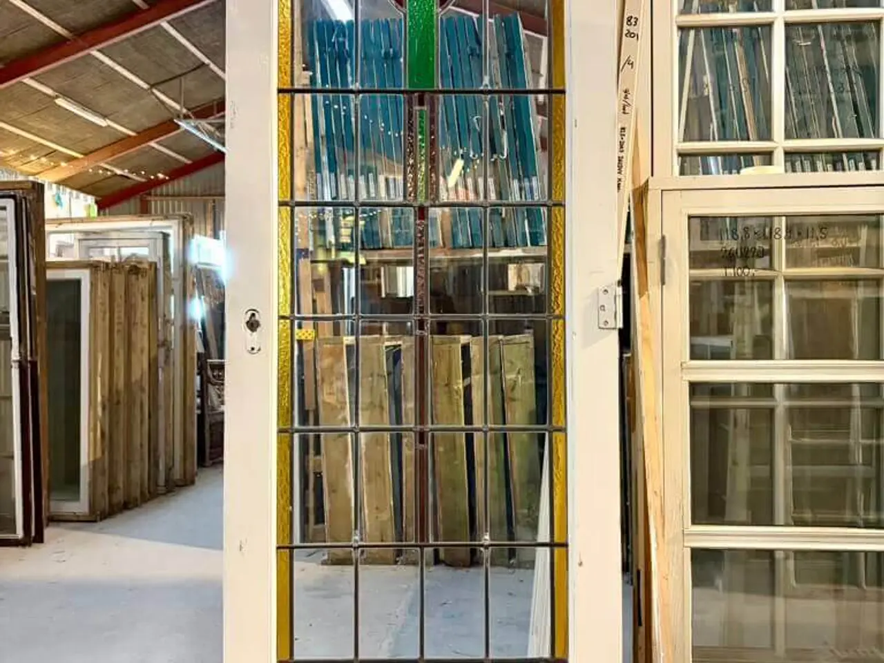 Billede 1 - Smuk, hollandsk enkeltdør m. blyindfattede glas