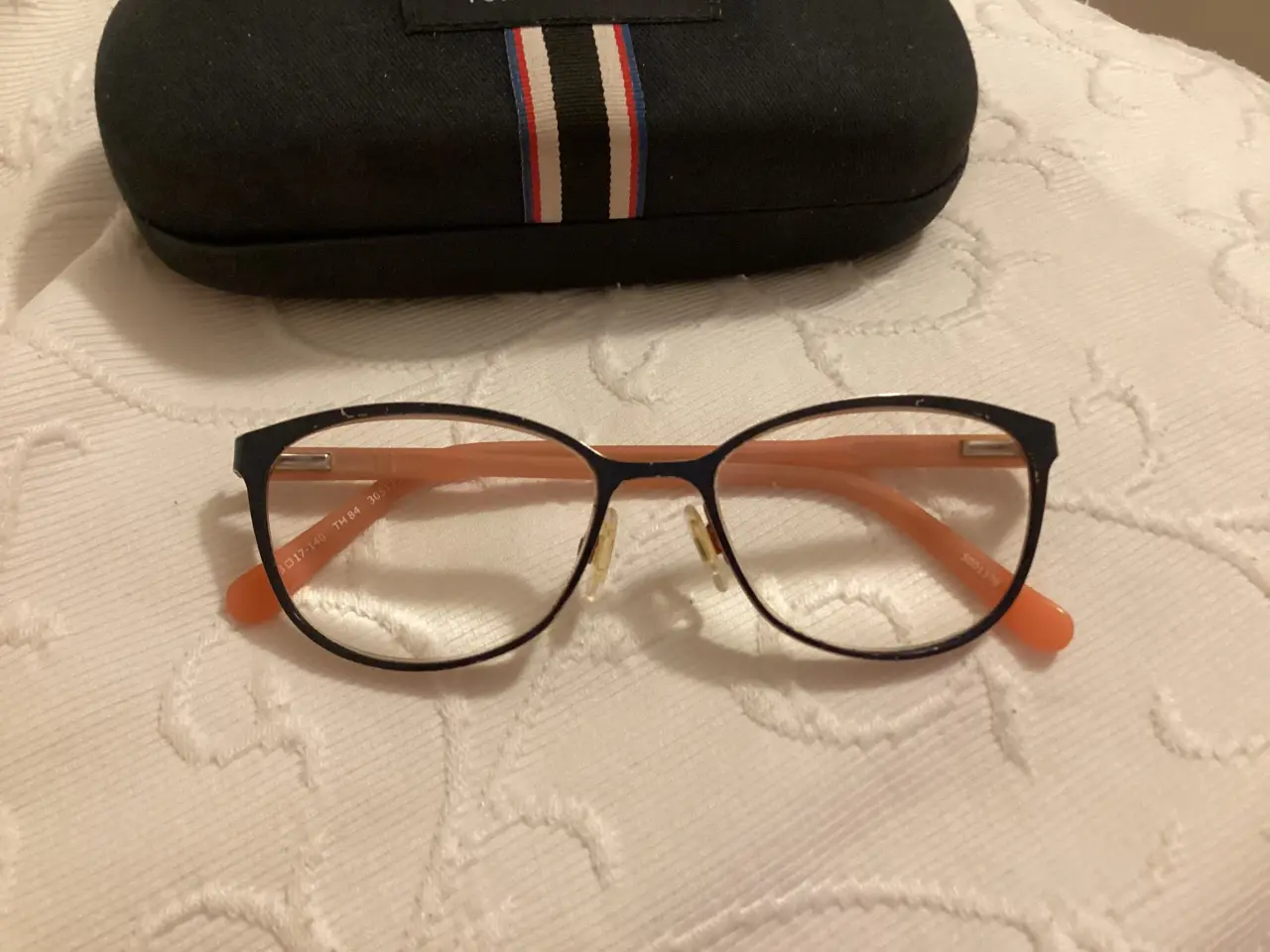 Billede 2 - 2 Tommy Hilfiger ladies glasses frames