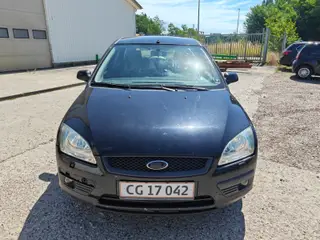 Ford Focus 1,6 Ghia Collection