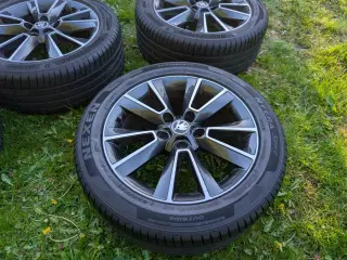 Skoda 17" originale alufælge + sommerdæk, 5x112