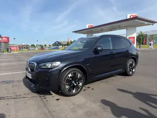 BMW iX3 Charged Plus M-Sport
