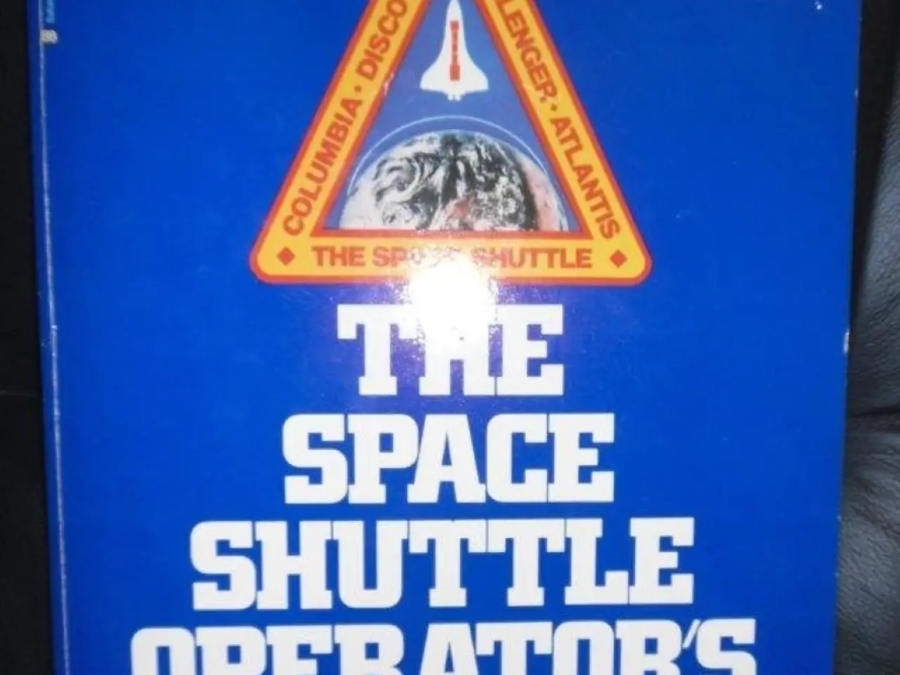 Billede 1 - The Space Shuttle Operator's Manual by KM Joels 