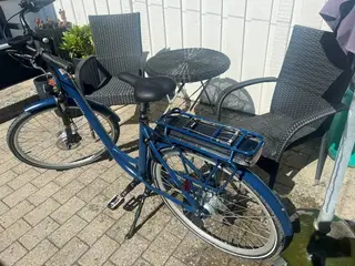 Næsten ny el cykel 28