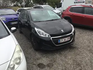 Peugout 208 1,6 hdi 100hk service ok v Peugout 