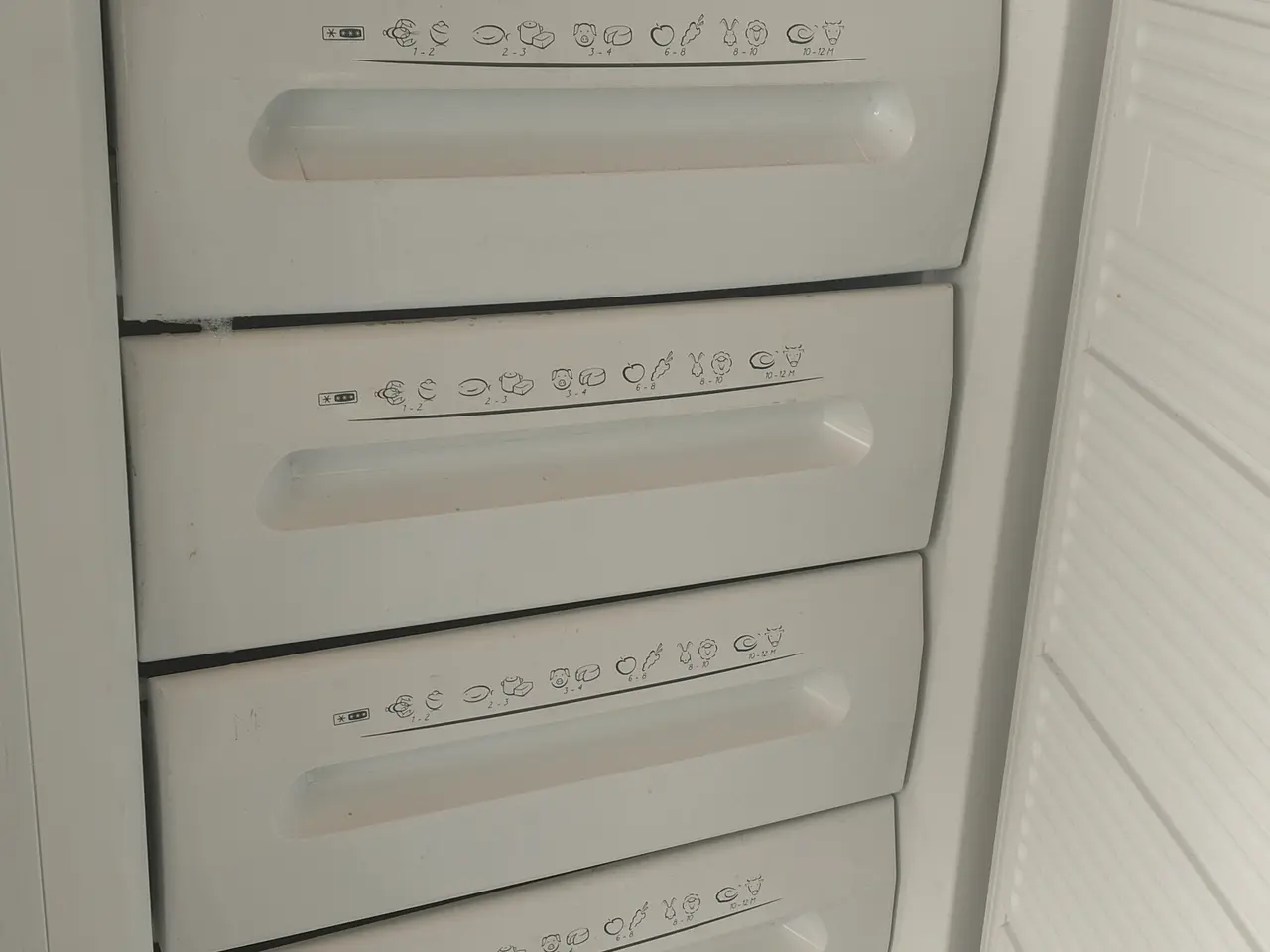 Billede 2 - Blomberg APlus kummen fryser