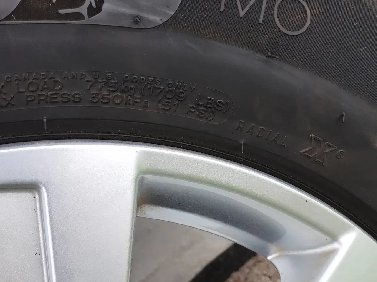 Billede 3 - Michelin Pilot Alpine på org. Peugeot alufælge