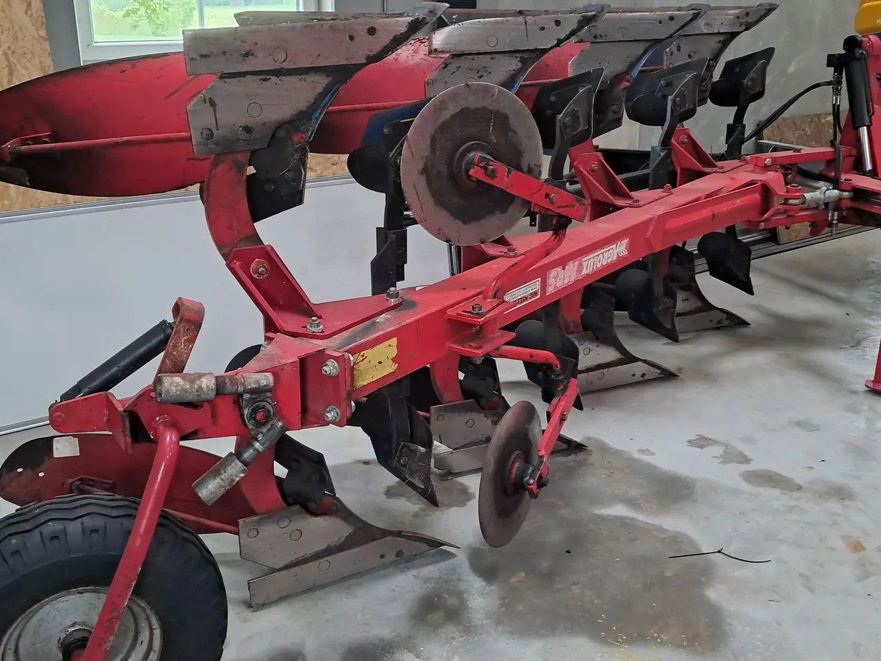 Billede 1 - Agrolux MRS 498 AX 4-furet vendbar plov med pakkerarm + pakker