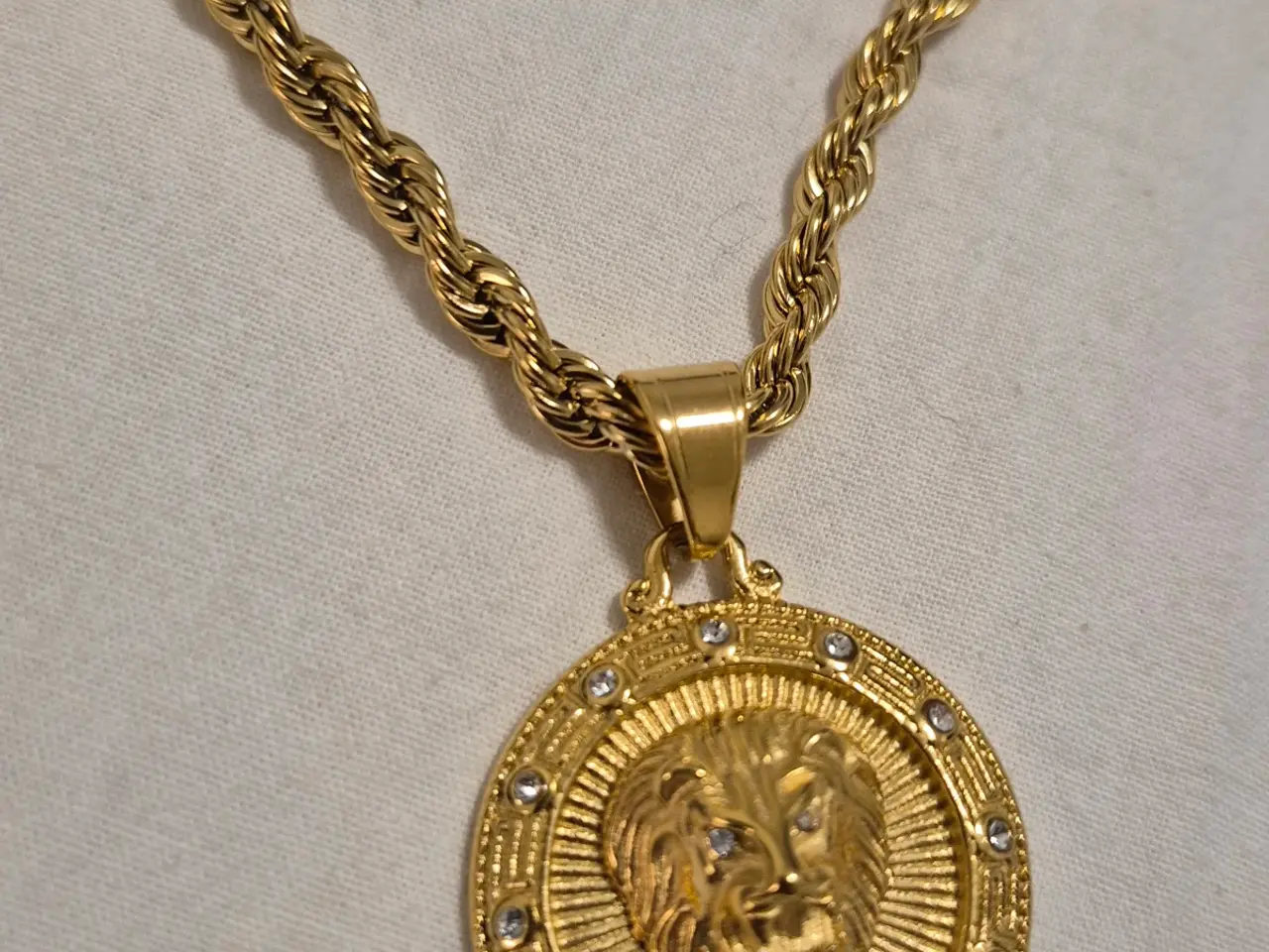 Billede 4 - Goldfilled rope chain med løve vedhæng