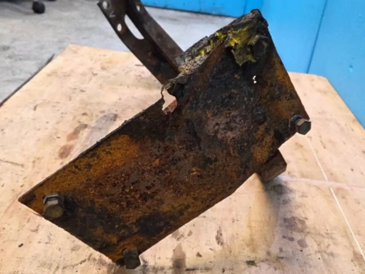 Billede 10 - New Holland LB115B Hjulskærm L. 85806219