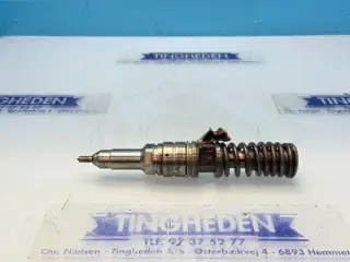 Iveco F3AE0684D Injektor 504154922