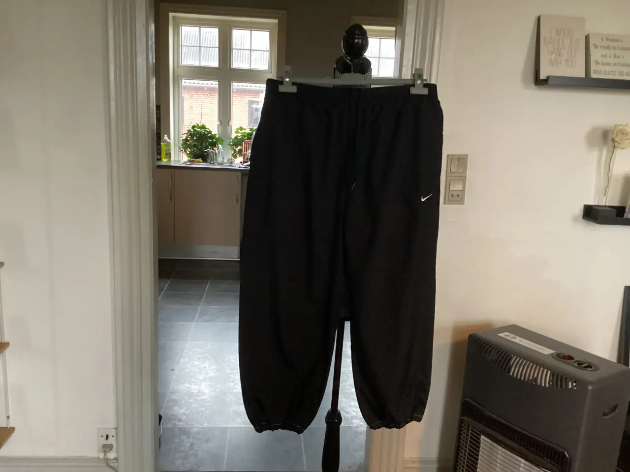 Billede 10 - Dame Sæt og Jogging Bukser. Forsk Str.