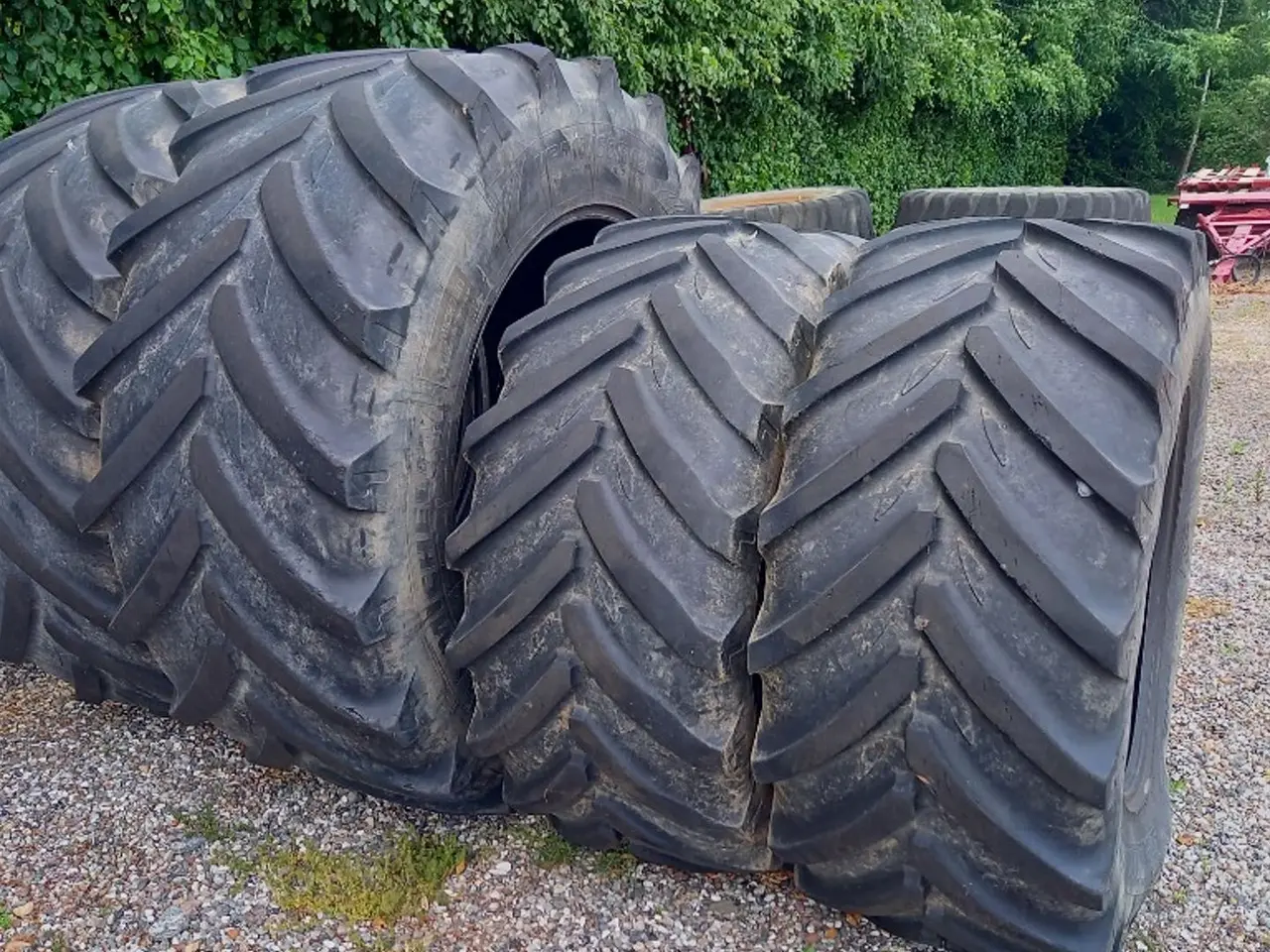 Billede 3 - Michelin Xeobib 710mm + 600mm Dæk.