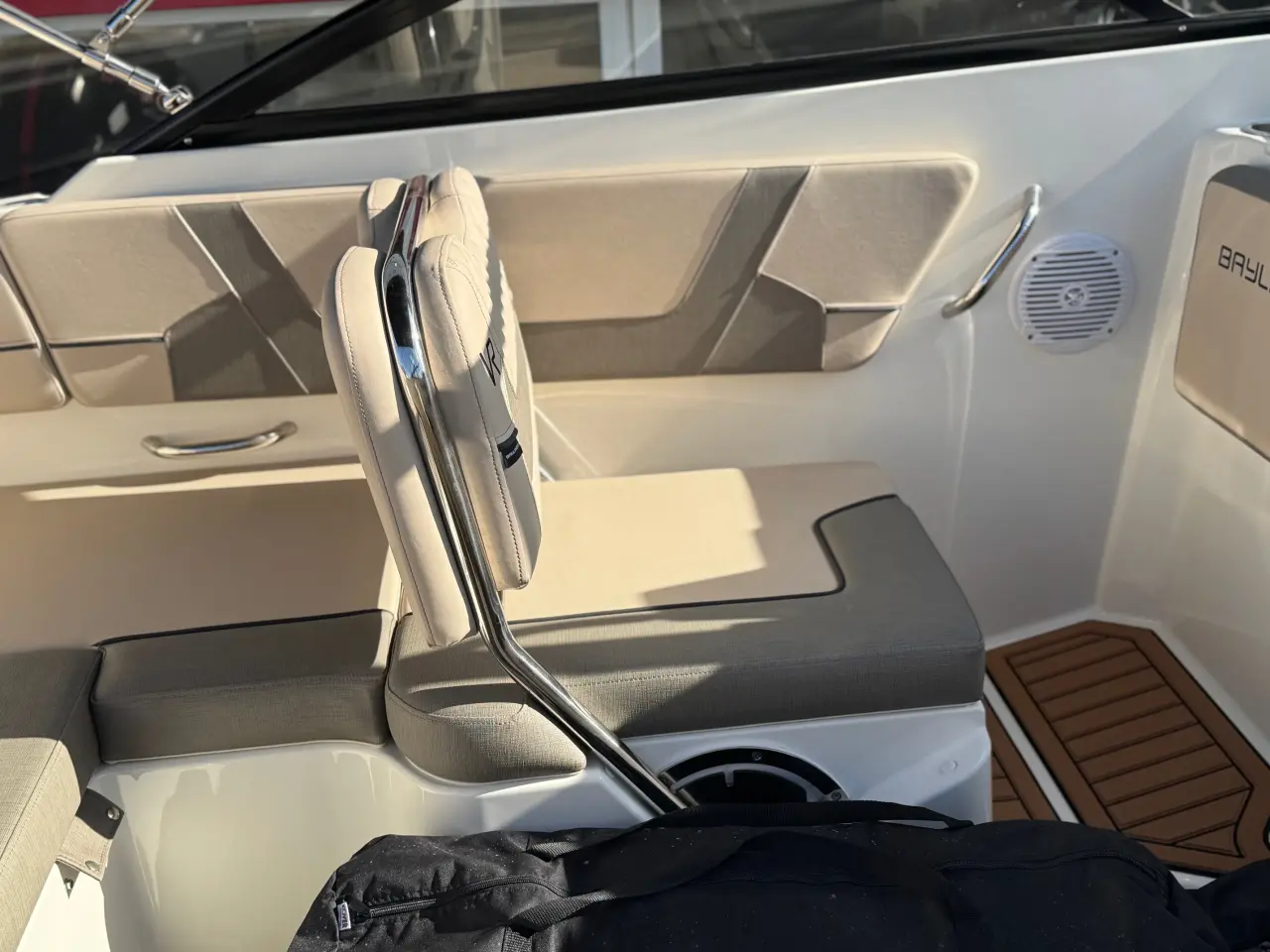 Billede 25 - Bayliner VR5 Cuddy med F150 Mercury-EFI XL 3,0L  - inkl. udstyr