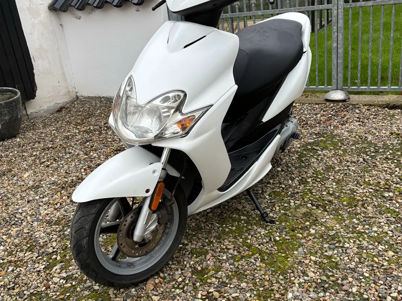 Billede 1 - Yamaha Jog R