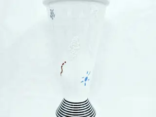 B & G Vase Lone Lindinger Lowy Høj nr. 6072. Sortering 1