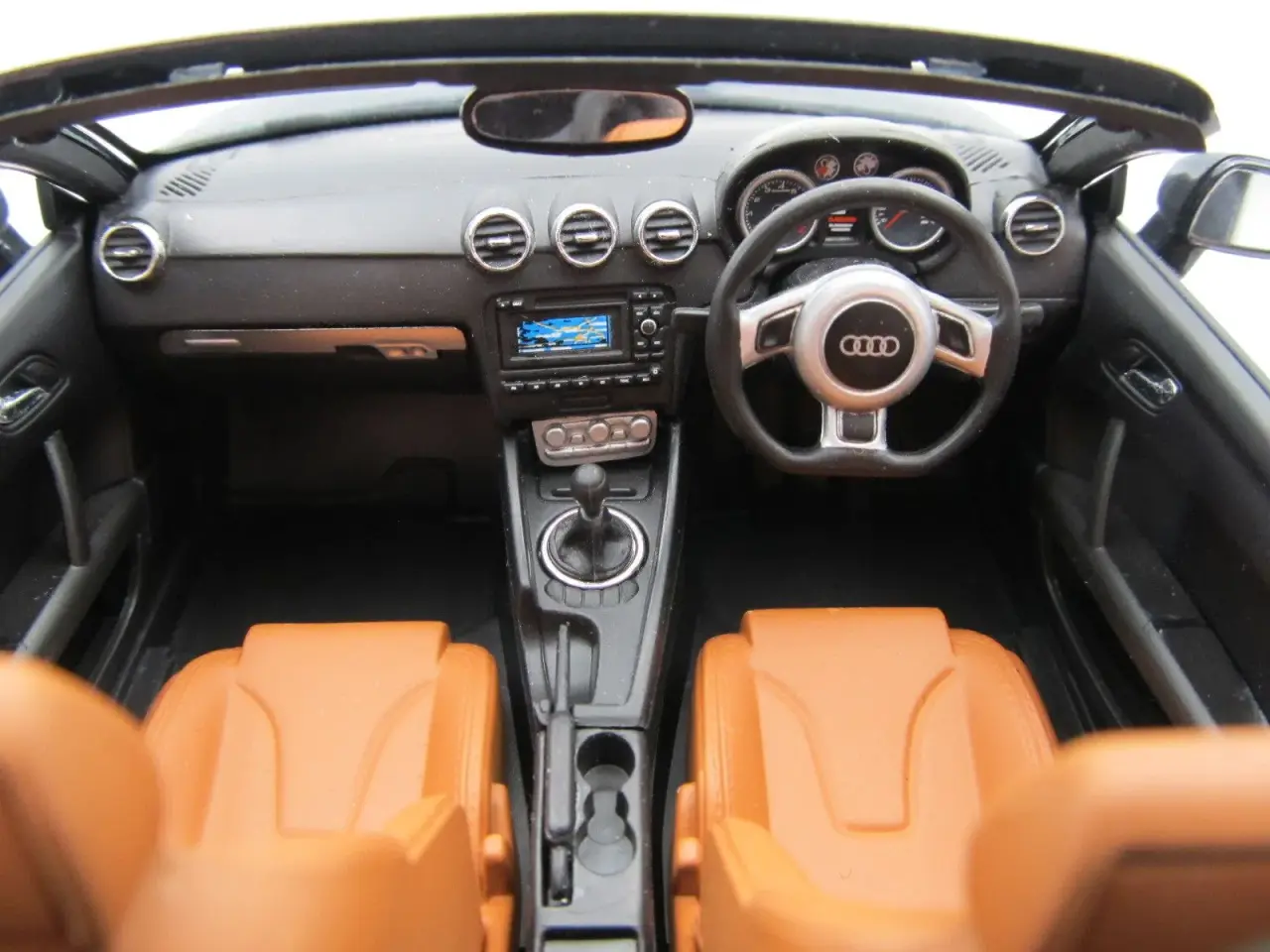 Billede 6 - 2007 Audi TT Roadster 1:18 Super god kv