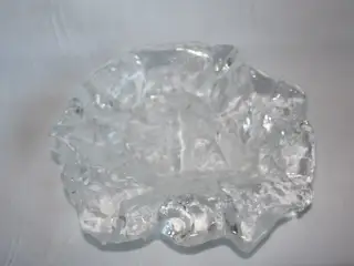 Lille skål af glas