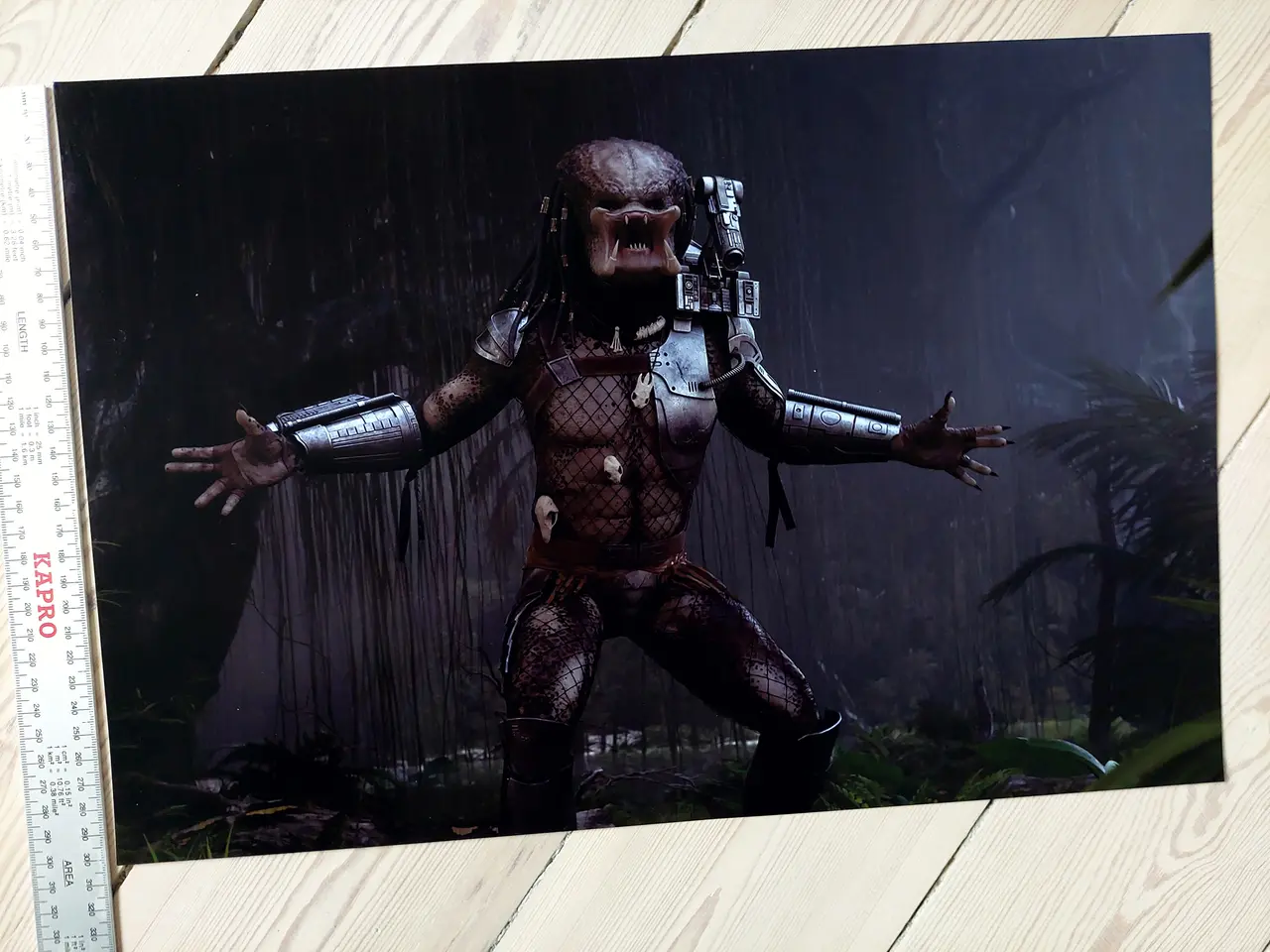 Billede 2 - Ubrugt Predator Plakat – Unmasked Jungle Art