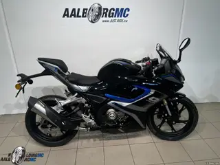 QJ Motor SRK 125 R