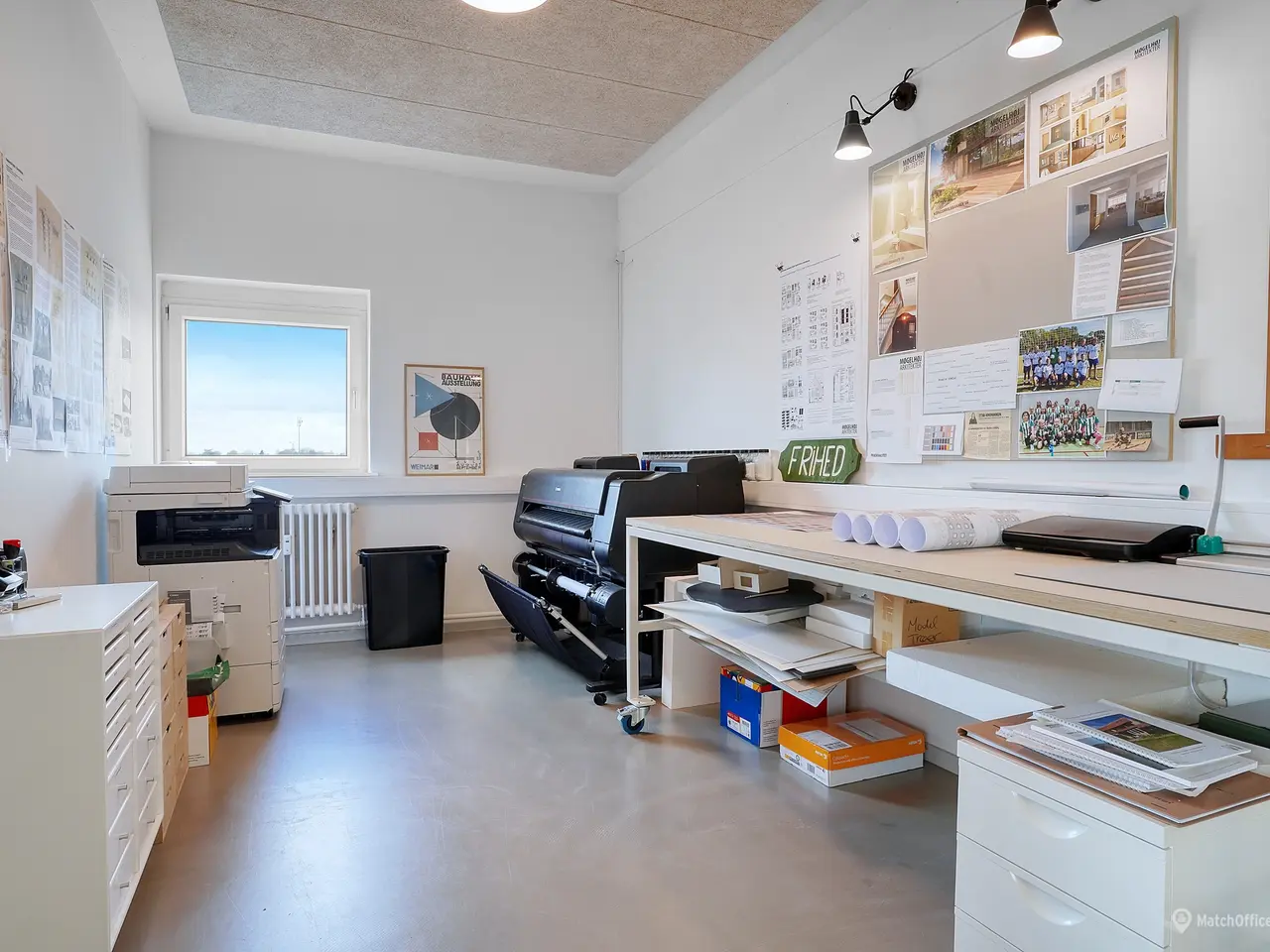 Billede 9 - Centralt beliggende ejendom med synlig facade mod Herlev Hovedgade