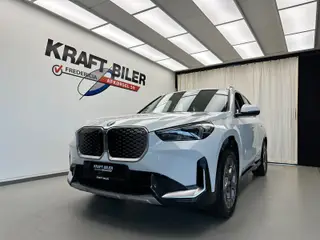 BMW iX1 eDrive20 X-Line