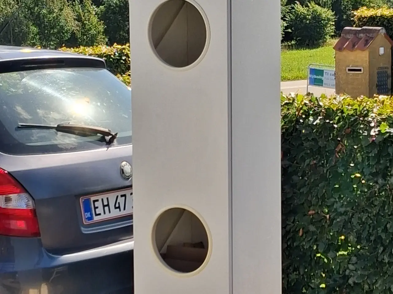 Billede 2 - Flot spejl og vaskeskab