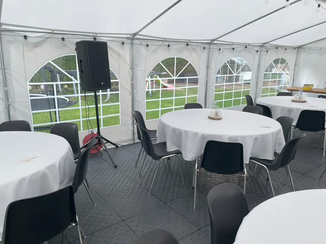 Billede 4 - Udlejning af partytelt 8x10m