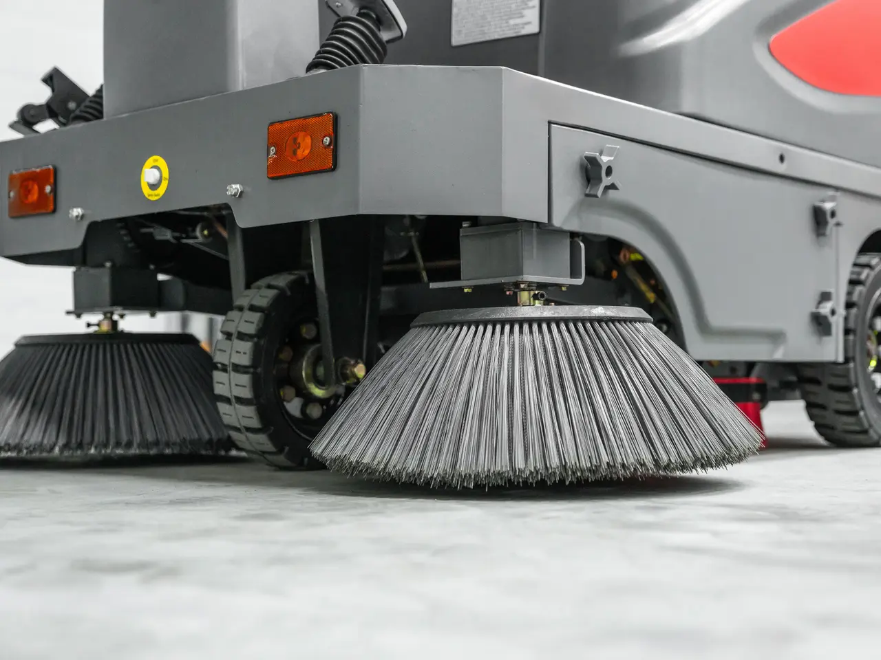 Billede 8 - CleanMaster Ultimate ride-on fejemaskine – 8800 m²/t