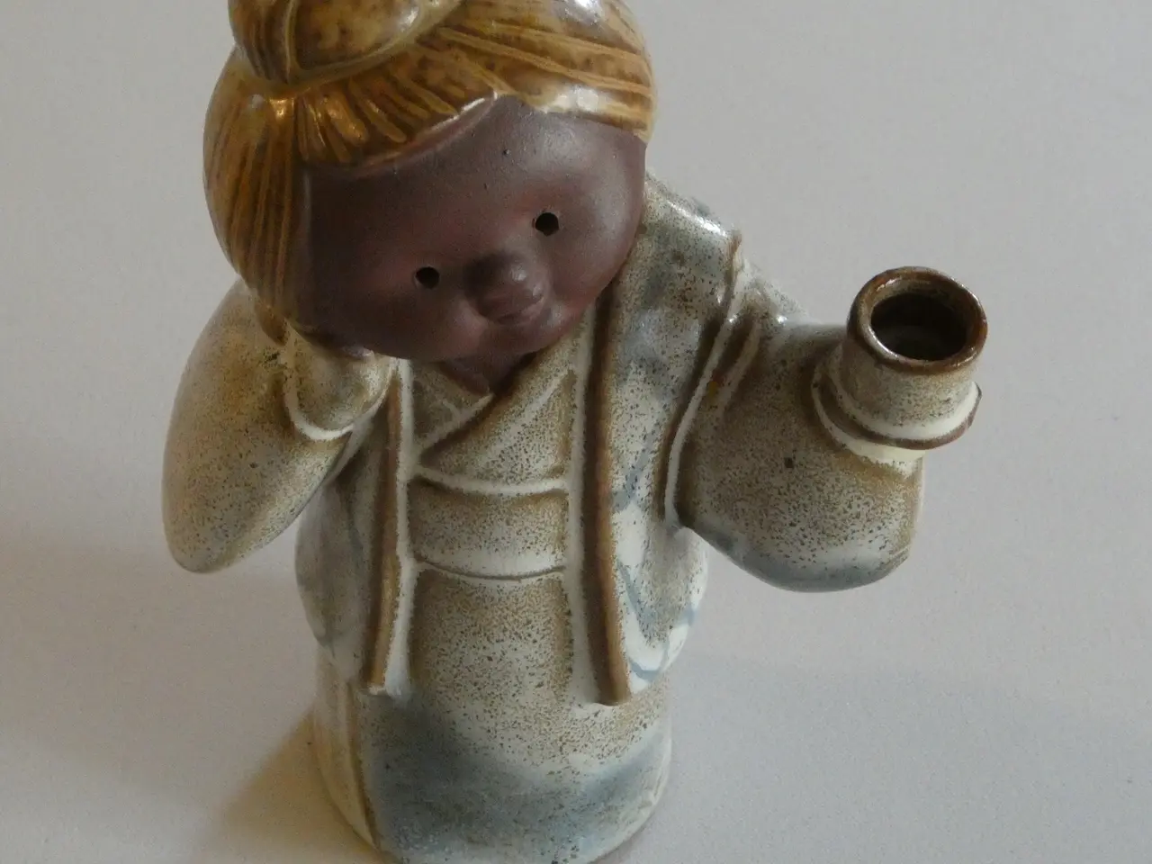 Billede 2 - Japanerinde kertestage, lerfigur, 16 cm