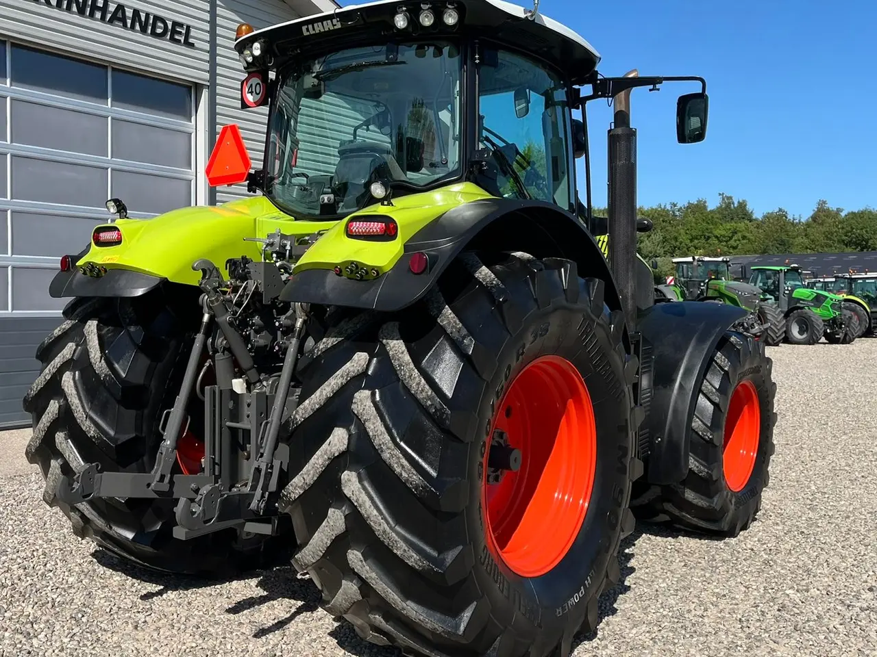 Billede 16 - CLAAS AXION 850 CMatic med frontlift