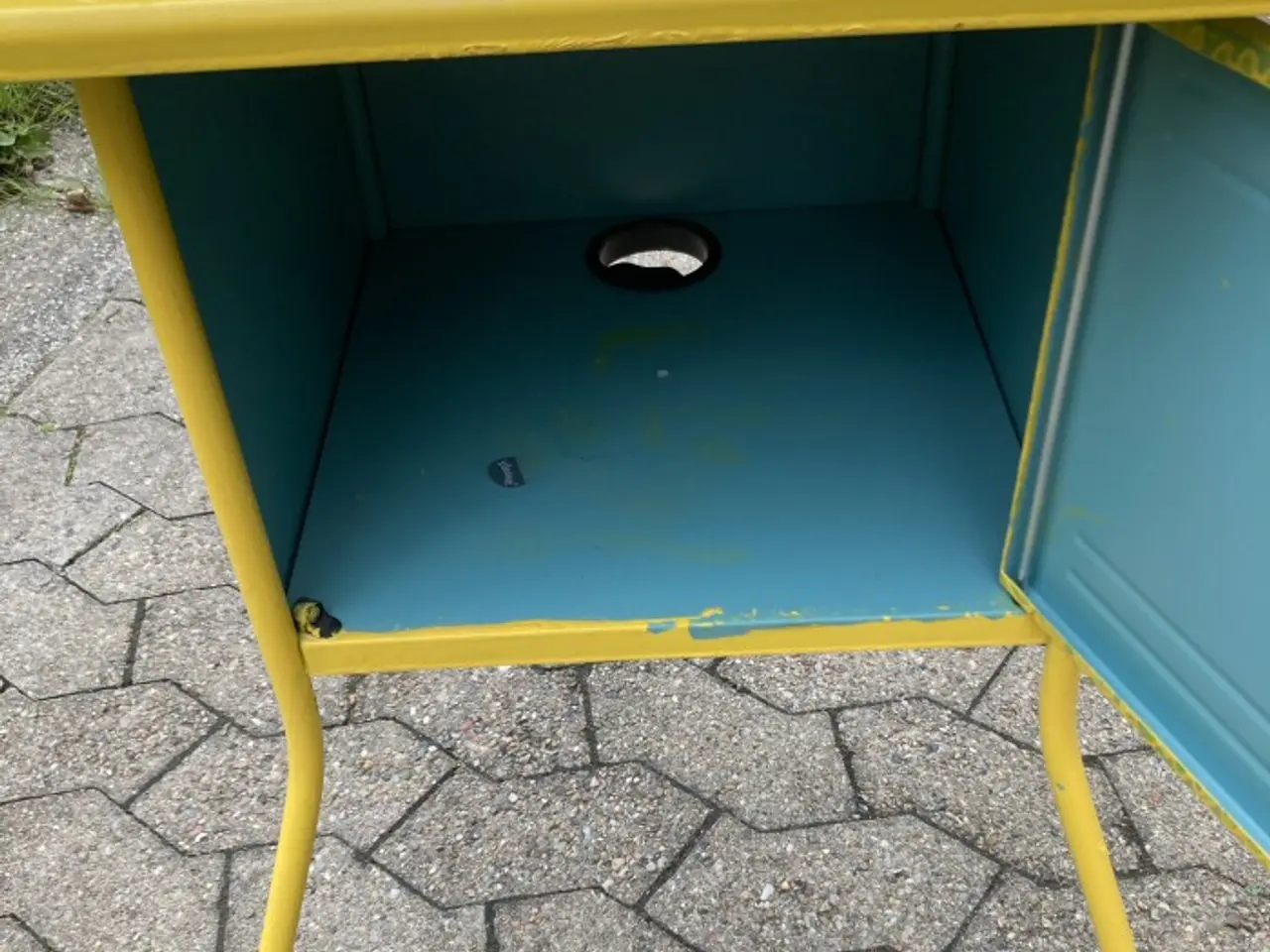 Billede 2 - IKEA – Vettre – metalbord