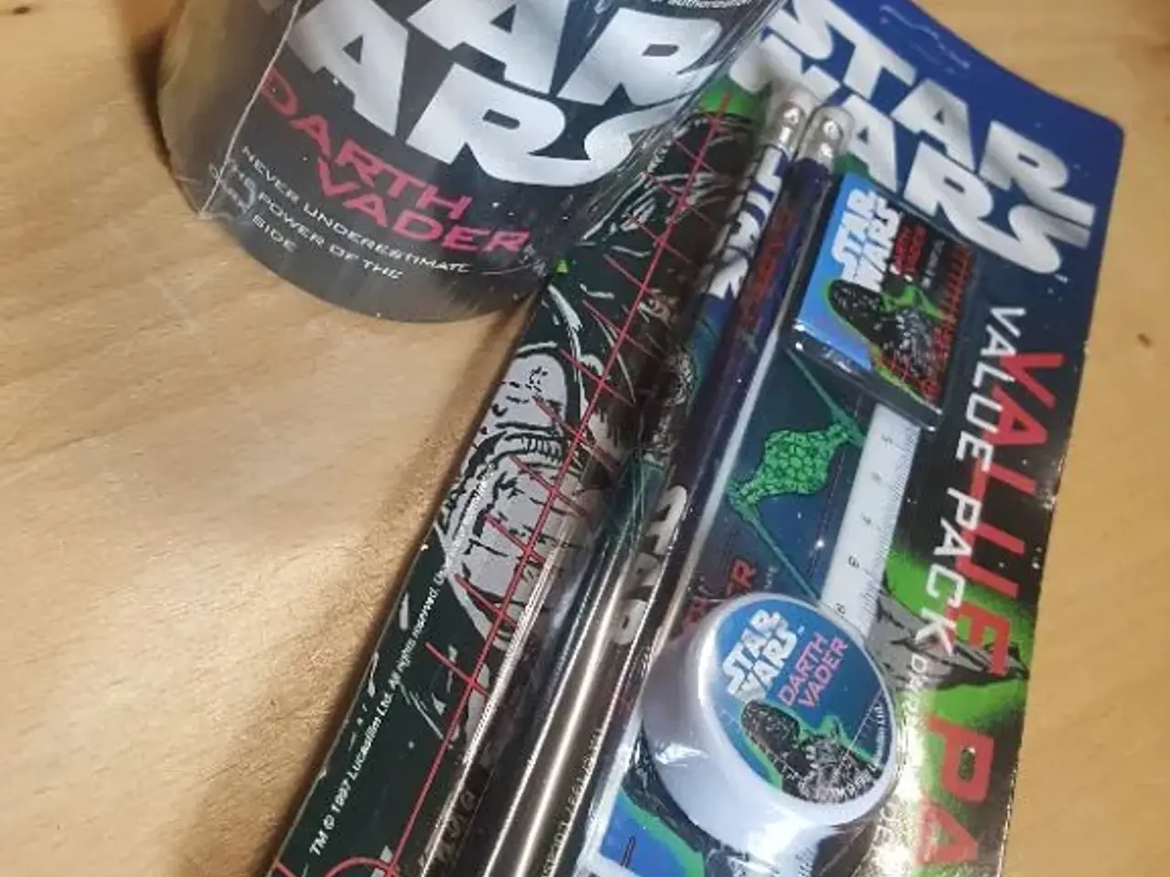 Billede 4 - Star Wars klistermærkebog mm.
