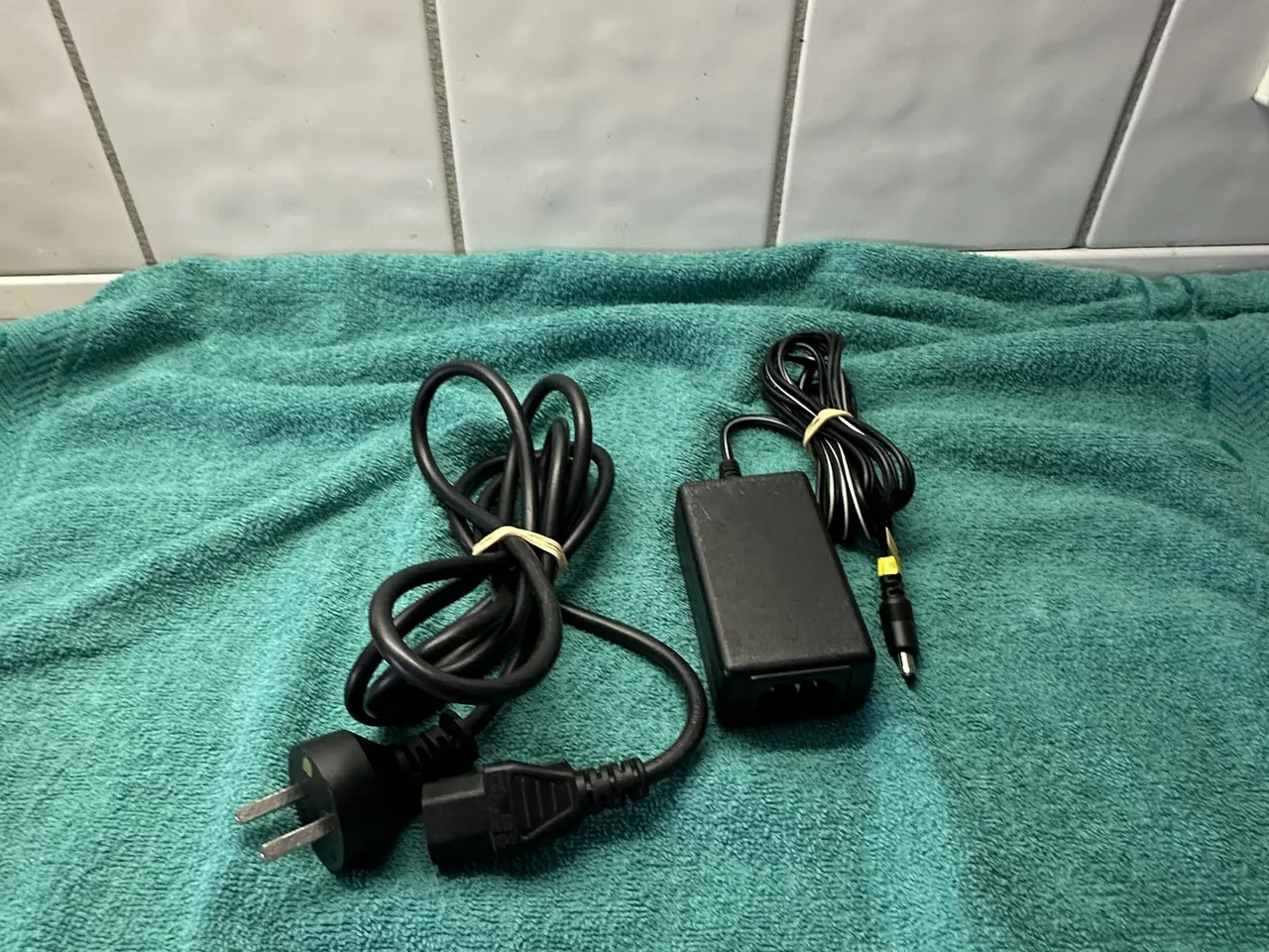 Billede 1 - 5V  Strømforsyning til Dell Router