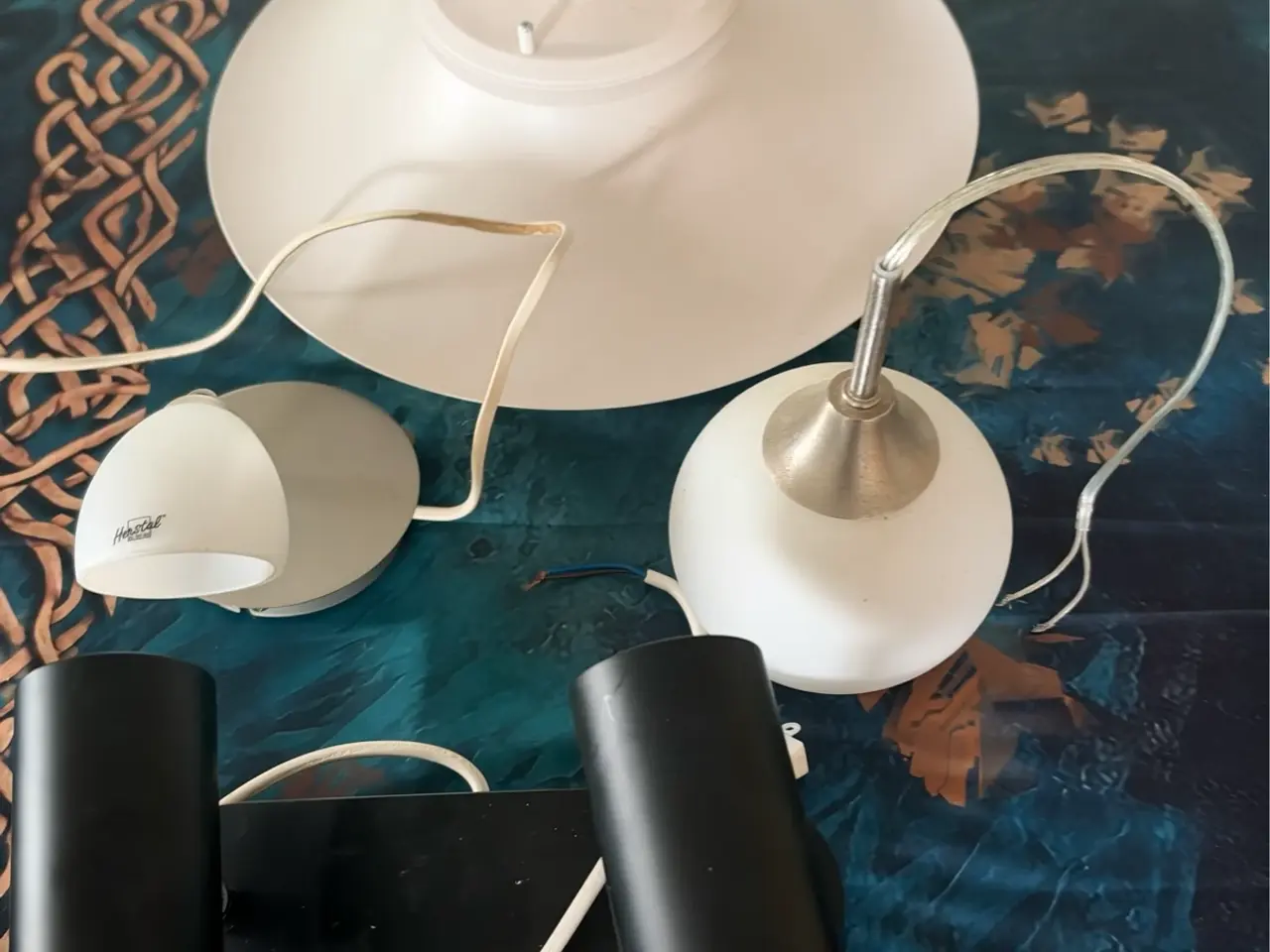 Billede 1 - 2 loftlamper 2 væglamper sælges samlet.