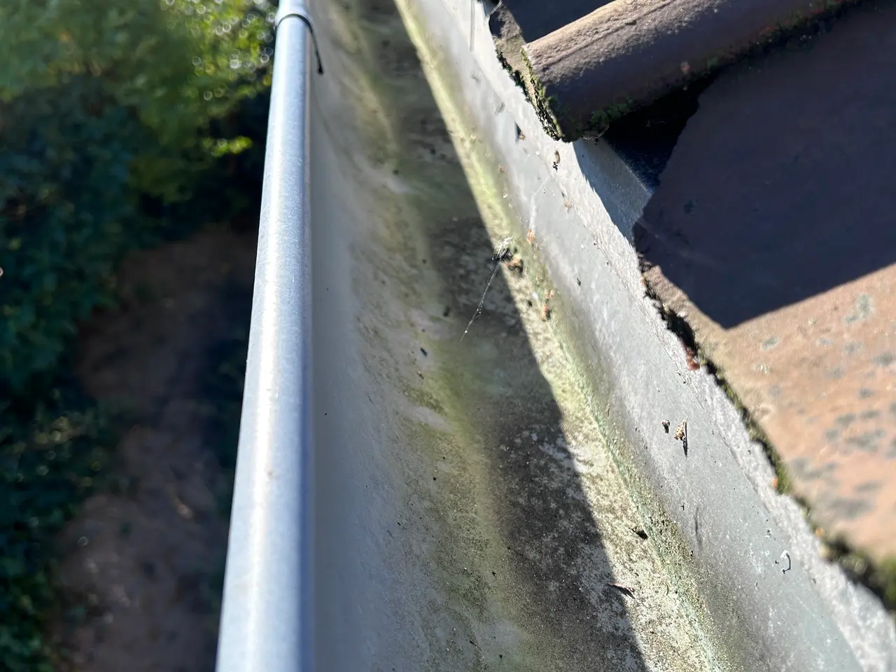 Billede 7 - Ca. 84 meter brugte zinktagrender sælges