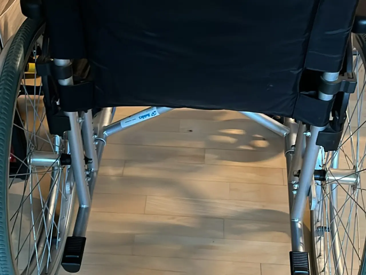 Billede 4 - Kørestol Mobilex dolphin