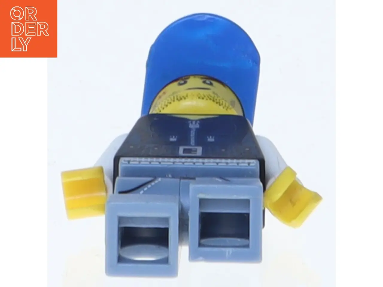 Billede 2 - LEGO minifigur med blåt hat fra LEGO (str. 4,5 cm)