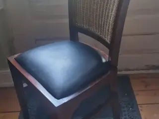 Sofabord, skænk, skabe, stole, borde mv