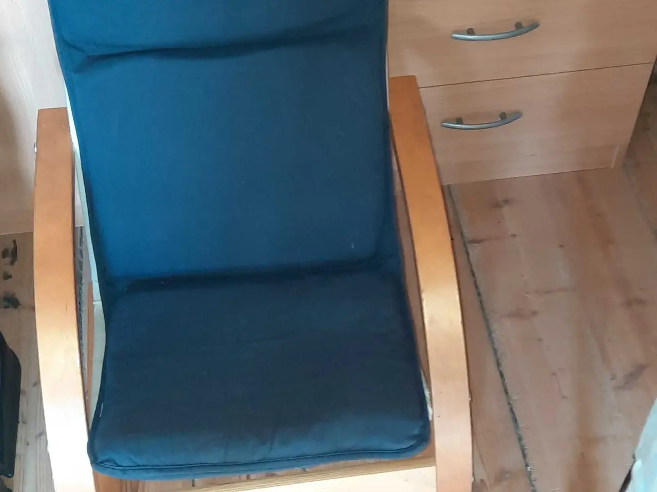 Billede 1 - Børnestol med stof 