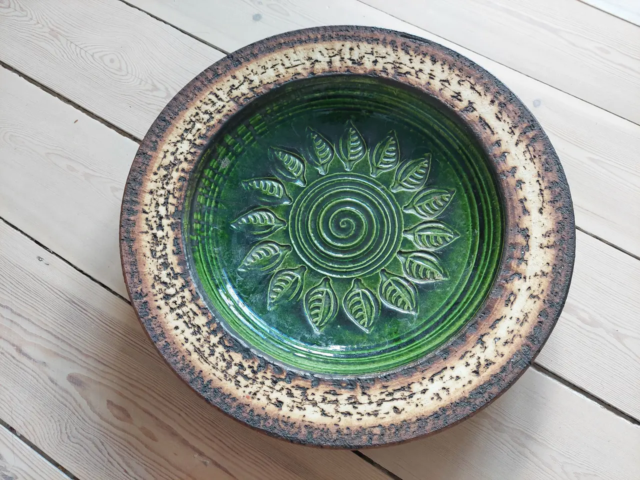 Billede 2 - Stort Brigitte Andrzejak stentøjsfad (38cm)