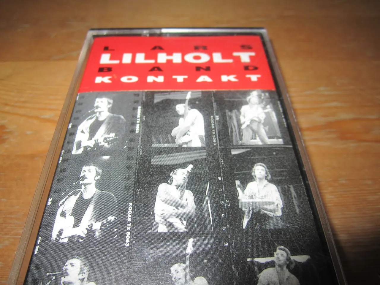 Billede 1 - LARS LILHOLT. KASSETTEBÅND. BYD.