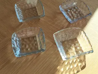 Små glasskåle