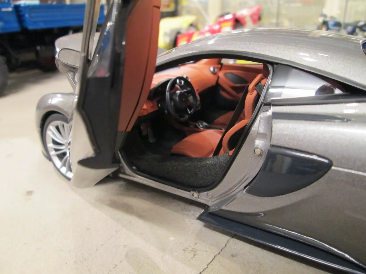 Billede 6 - McLaren 570 S Auto-art 1:18