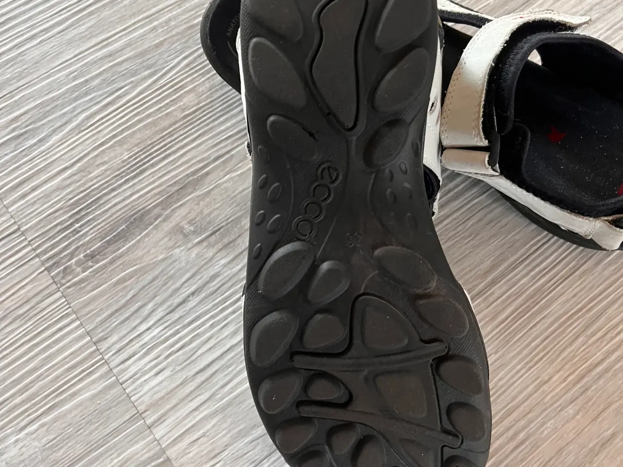 Billede 3 - Ecco sandal lys farve