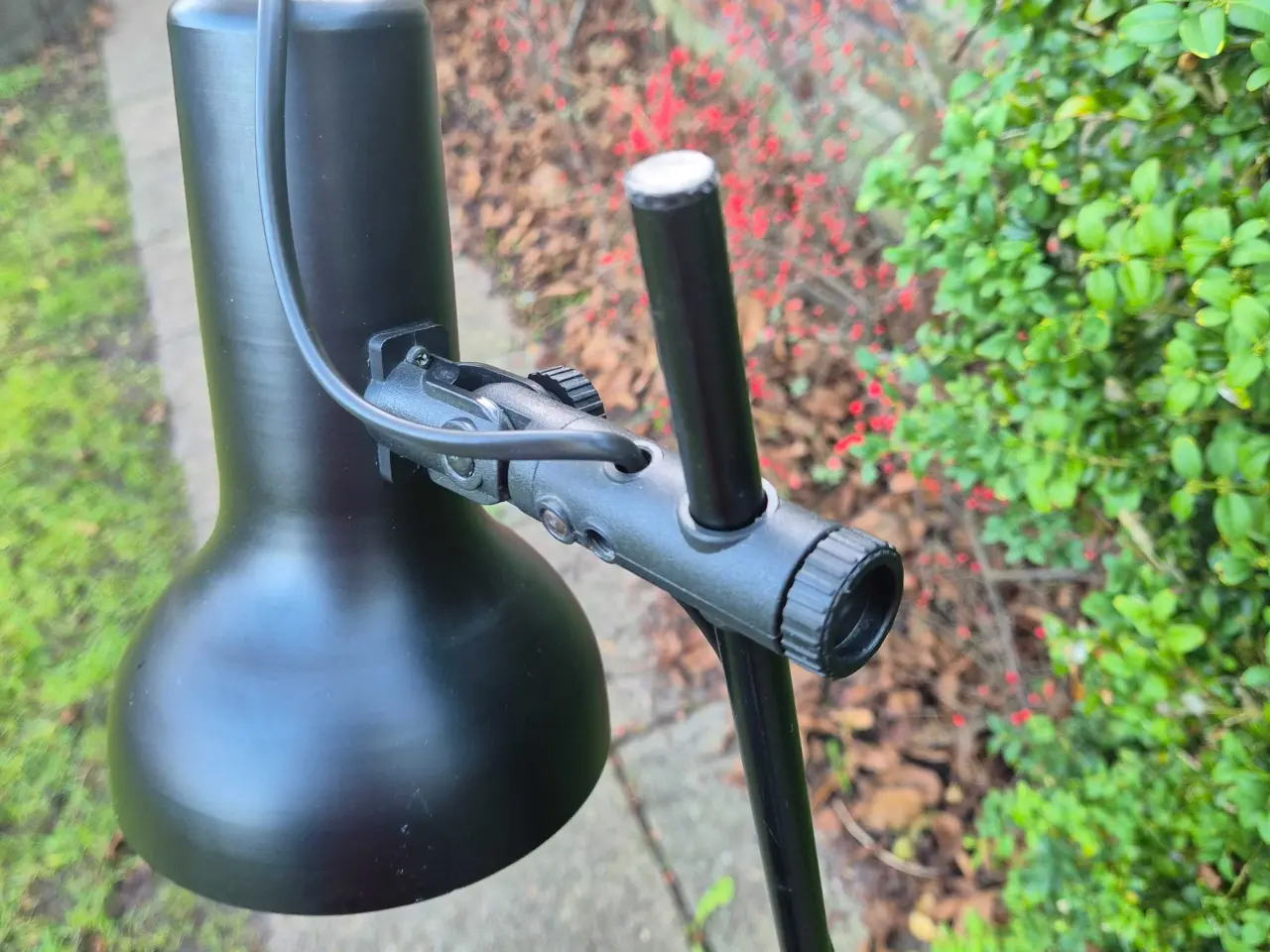 Billede 12 - Kulsort vintage gulvlampe med to spot 