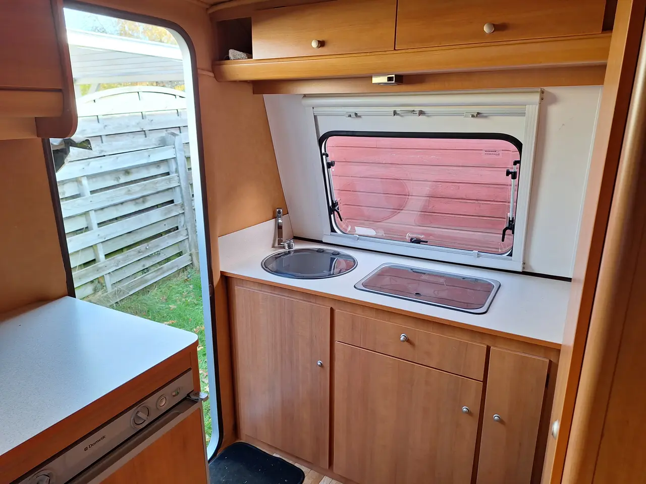 Billede 2 - Lille, nem campingvogn