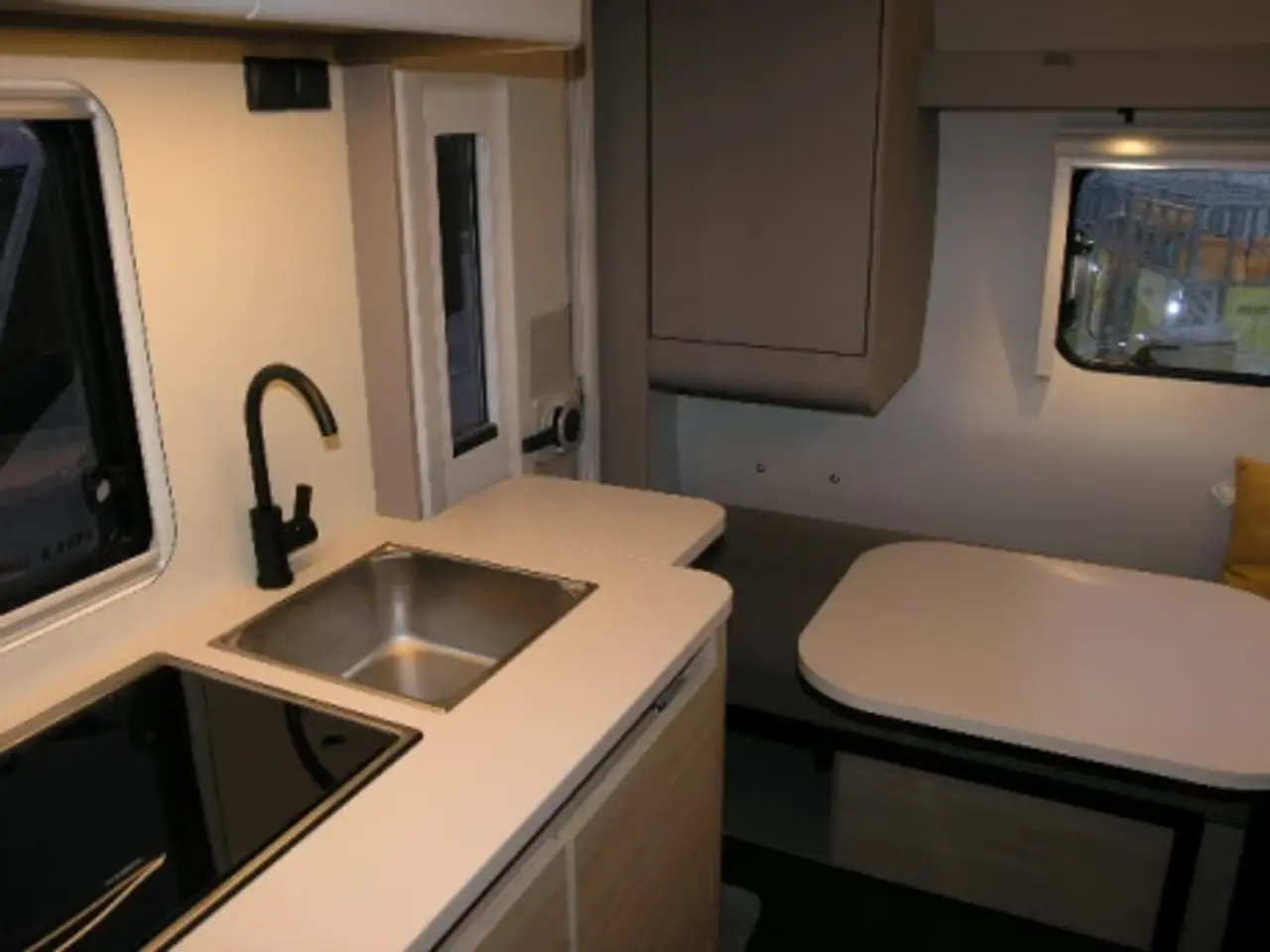 Billede 8 - Adria Action 391 PD