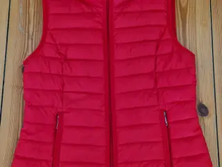 Vest, Dame vest, Esprit, Dun vest