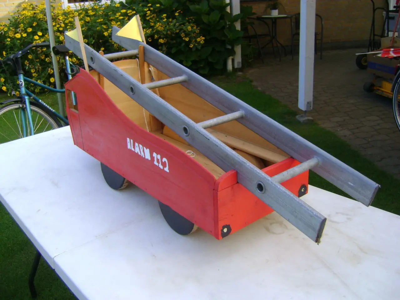 Billede 4 - Modelbil Alarm 112 Sangskjuler